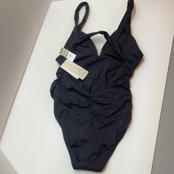 NWT L Space Sydney Black One Piece Swimsuit - Picture 4 of 5